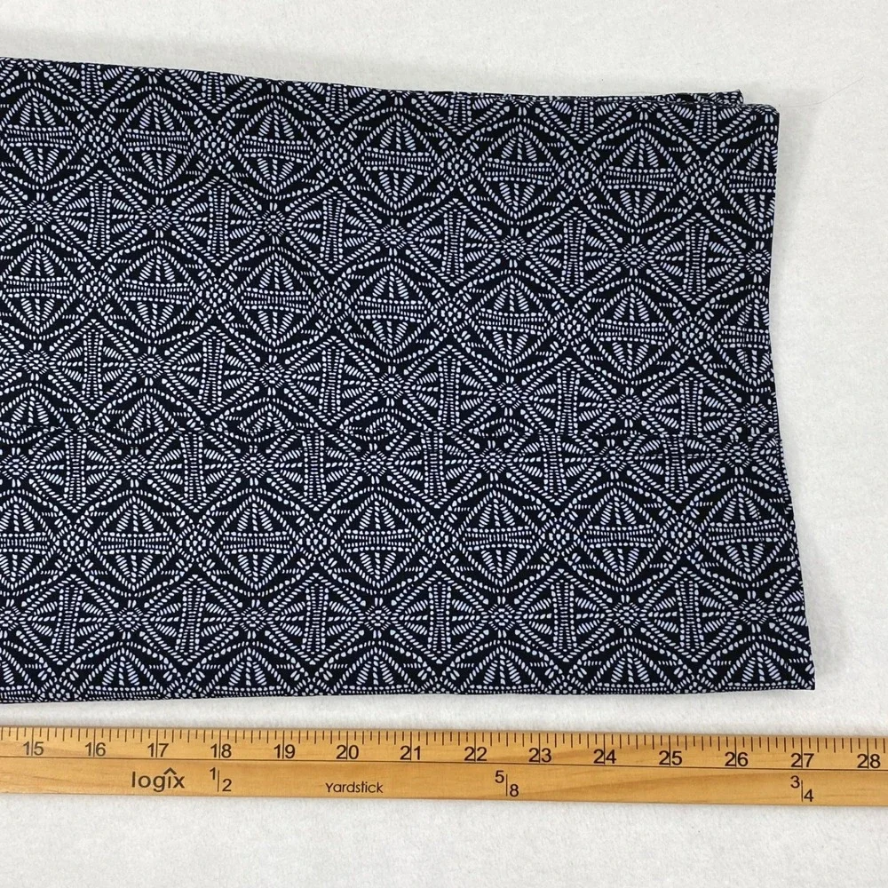RipSkirt Wrap Skirt Womens Large Blue White Geo Print Travel Beach Resort Vaca‎